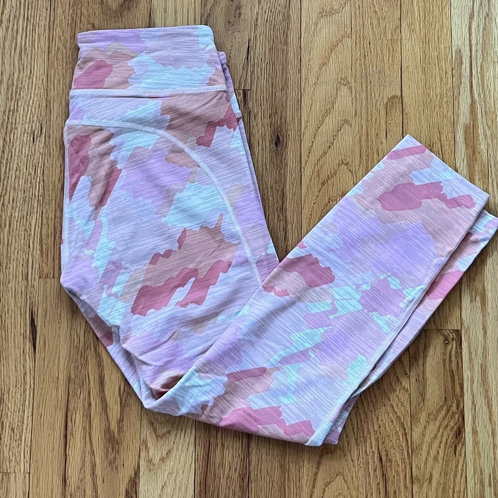 Outdoor Voices pink camo leggings, size M